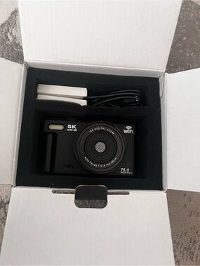 Black WiFi 5K Ultra HD Digital Camera with 18x Zoom